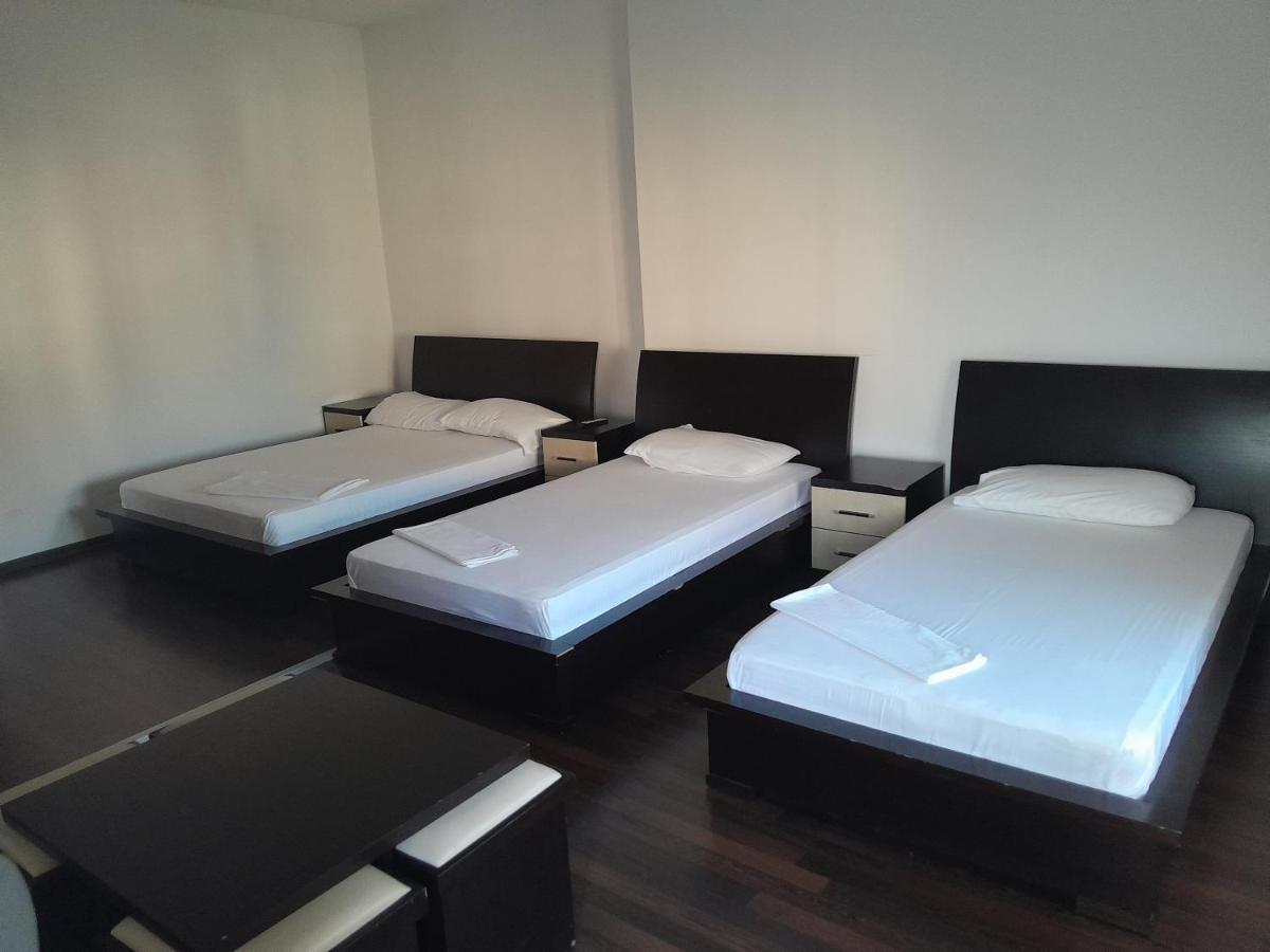 Hotel Yjet Pogradec Luaran gambar